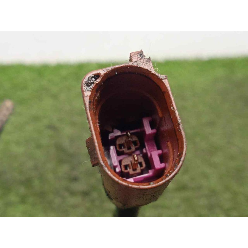 Recambio de sensor para volkswagen passat berlina (3c2) 2.0 tdi referencia OEM IAM 03L906088N 2.CABLES 