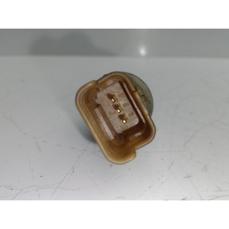 Recambio de sensor para citroën c4 lim. 1.6 hdi fap referencia OEM IAM 9653027380 3.PINES 