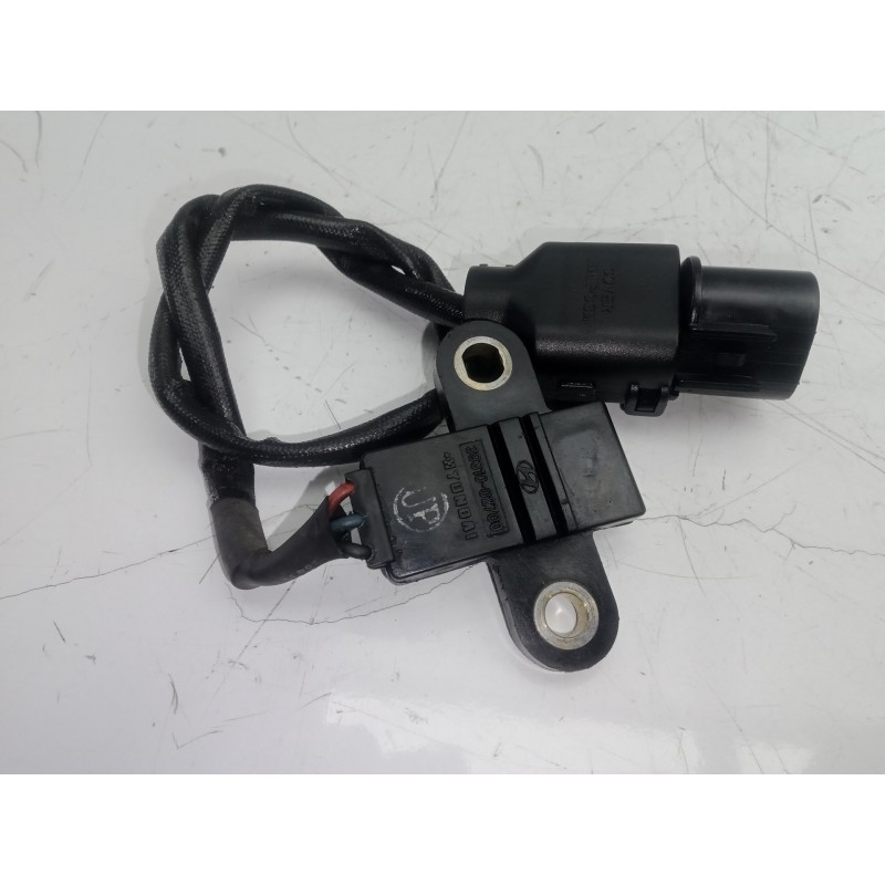 Recambio de sensor para hyundai i10 1.1 12v cat referencia OEM IAM 3931002700 3.PINES 