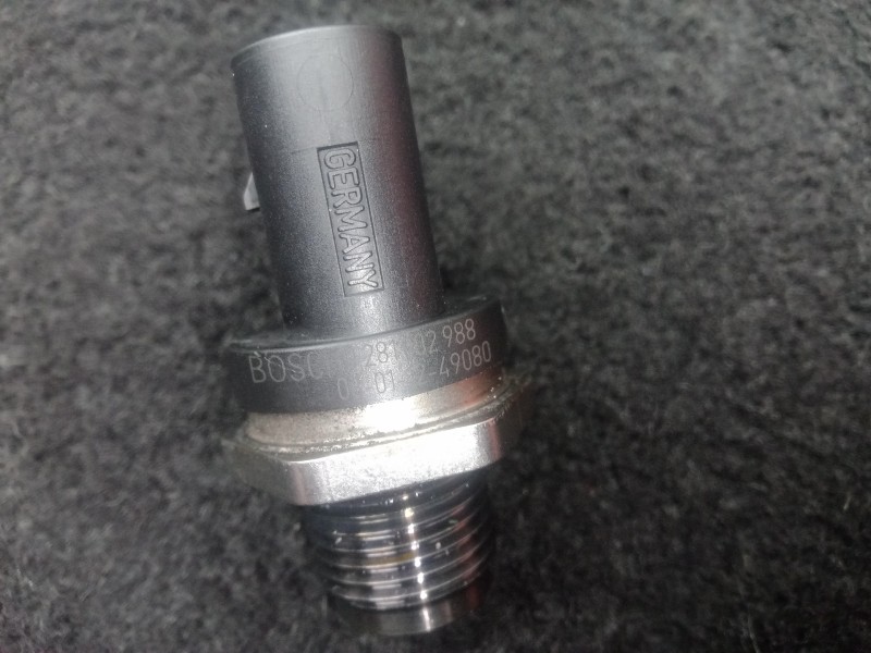 Recambio de sensor presion para bmw x3 (e83) 2.0 turbodiesel cat referencia OEM IAM 0281002988  