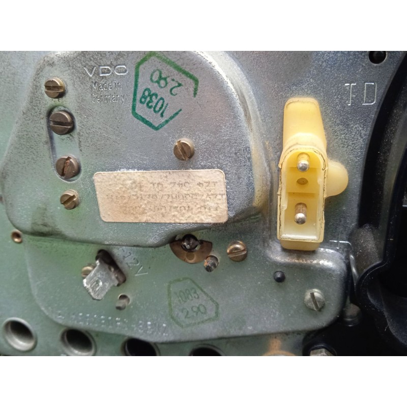 Recambio de cuadro instrumentos para mercedes-benz 124 sedán (w124) 260 e (124.026) referencia OEM IAM 1245438923  