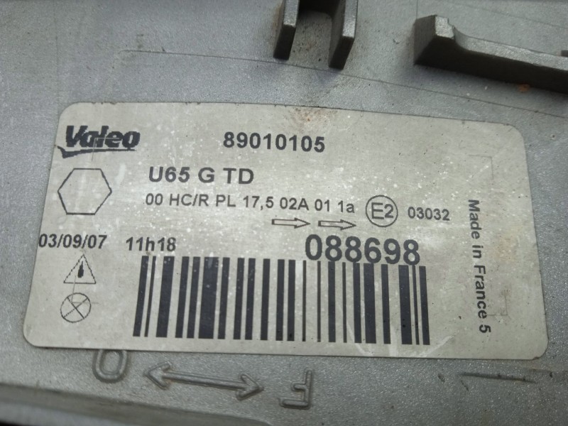 Recambio de faro izquierdo para fiat scudo (222) 2.0 jtd referencia OEM IAM 89010105-088698  H4 -