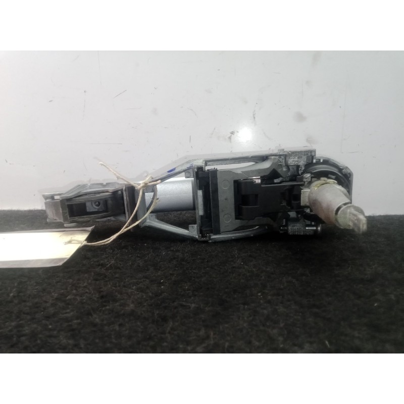 Recambio de maneta exterior delantera izquierda para seat leon (1p1) 2.0 tdi 16v referencia OEM IAM 3B0837885886  