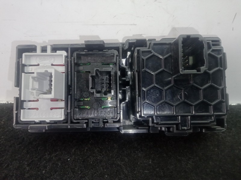 Recambio de mando multifuncion para renault scenic iii 1.6 dci diesel fap referencia OEM IAM 251900567R  