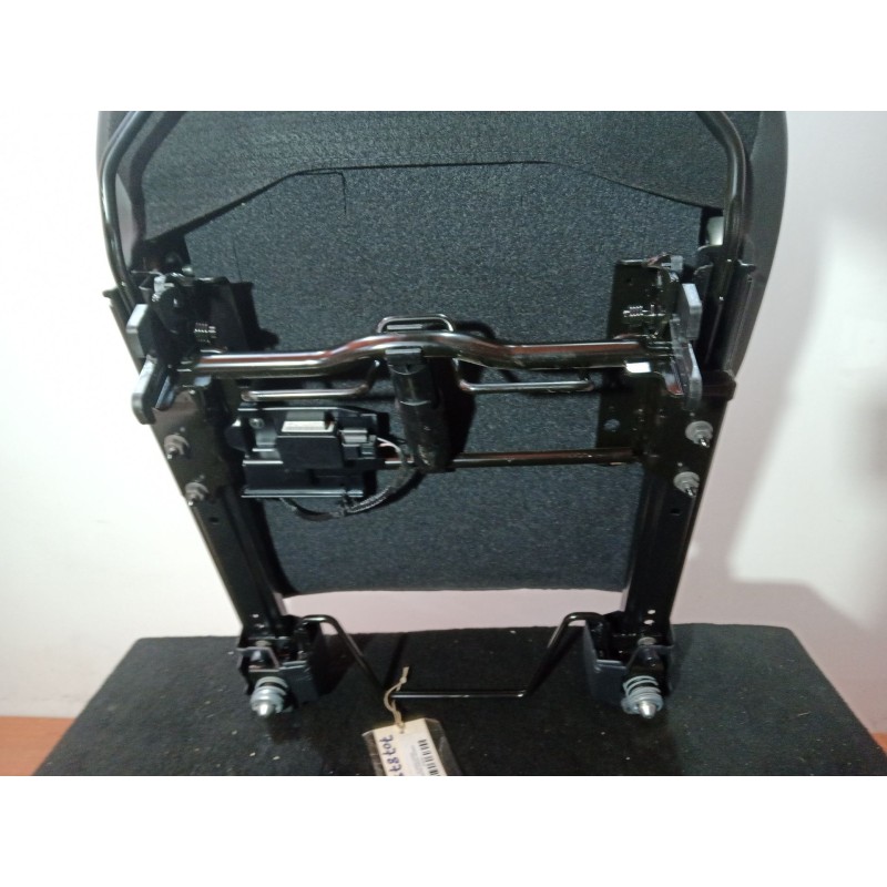 Recambio de asientos trasero izquierdo para renault scenic iii 1.6 dci diesel fap referencia OEM IAM  SEMICUERO NEGRO