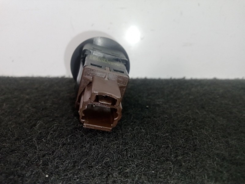 Recambio de interruptor para renault scenic iii 1.6 dci diesel fap referencia OEM IAM 681995427R  