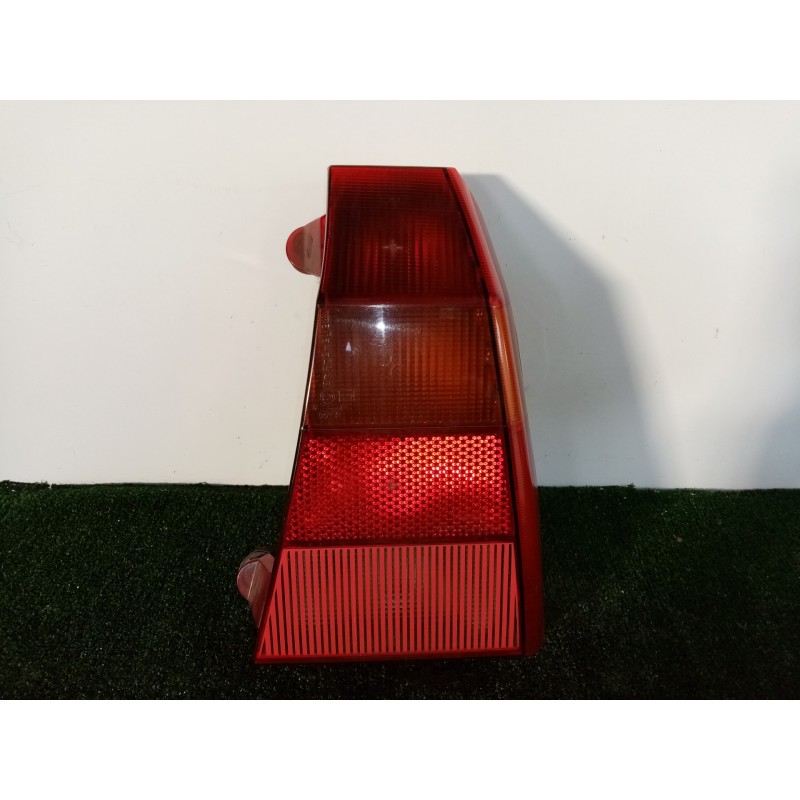 Recambio de piloto trasero derecho para citroën ax referencia OEM IAM   