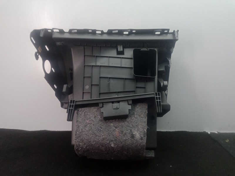 Recambio de guantera para renault scenic iii 1.6 dci diesel fap referencia OEM IAM 681080026R  