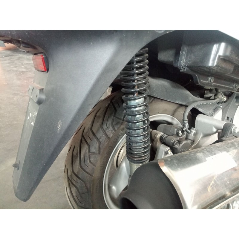 Recambio de amortiguador trasero para honda fes fes 125 s-wing (jf12) referencia OEM IAM   