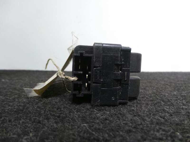 Recambio de mando elevalunas delantero izquierdo para peugeot 206 sw 2.0 hdi cat referencia OEM IAM   6 PINES