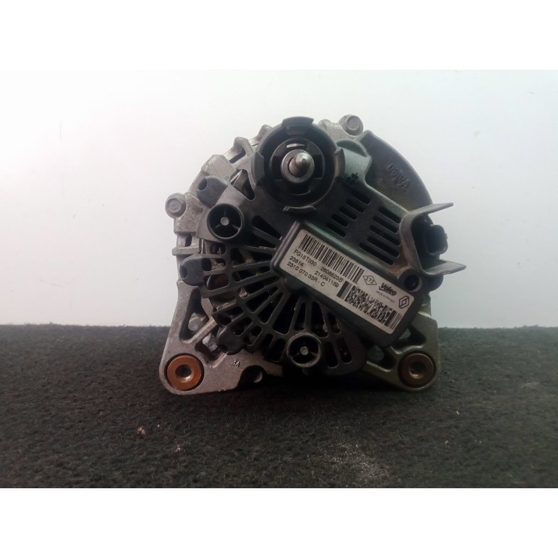 Recambio de alternador para renault scenic iii 1.6 dci diesel fap referencia OEM IAM 2606523B-231007033R  