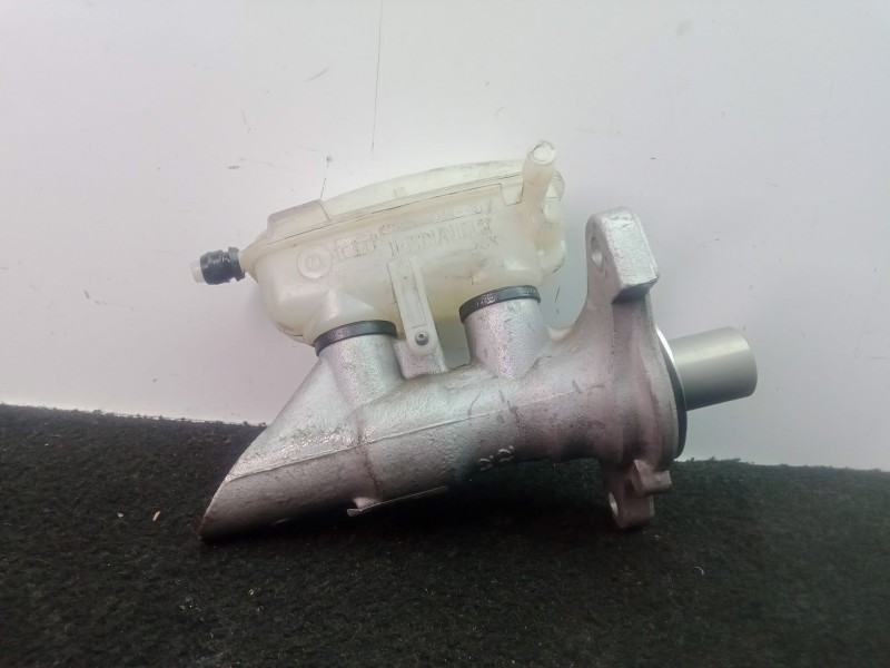 Recambio de bomba freno para renault scenic iii 1.6 dci diesel fap referencia OEM IAM 460910006R-5842  