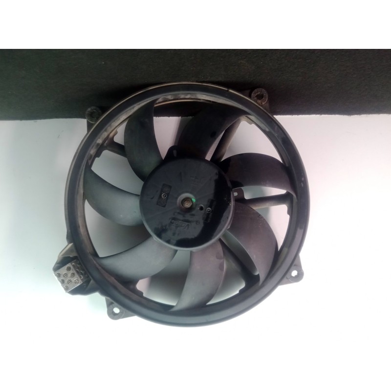 Recambio de electroventilador para renault scenic iii 1.6 dci diesel fap referencia OEM IAM M135493  