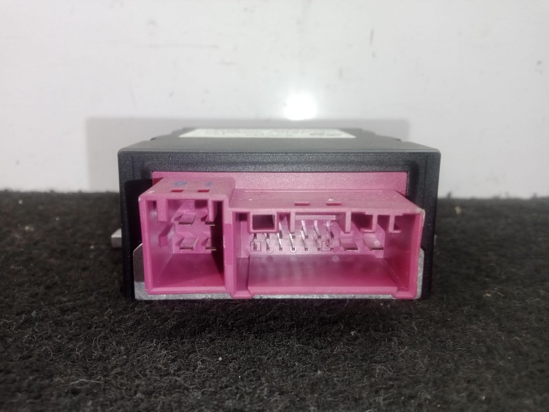 Recambio de modulo electronico para bmw 1 (e81) 118 d referencia OEM IAM 1614718042601-080140580  