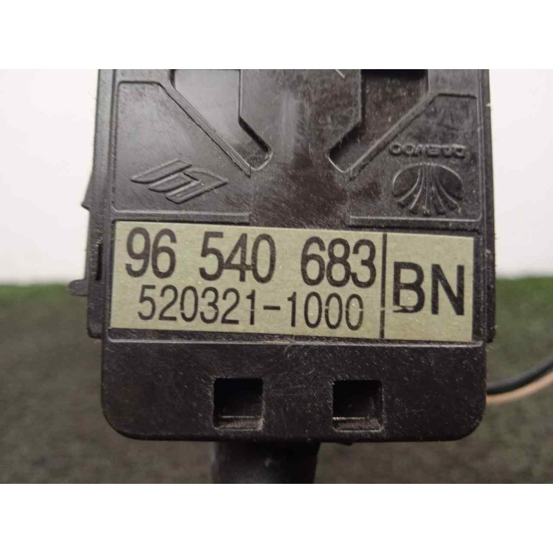 Recambio de mando luces para daewoo kalos 1.4 cat referencia OEM IAM 96540683-5203211000  