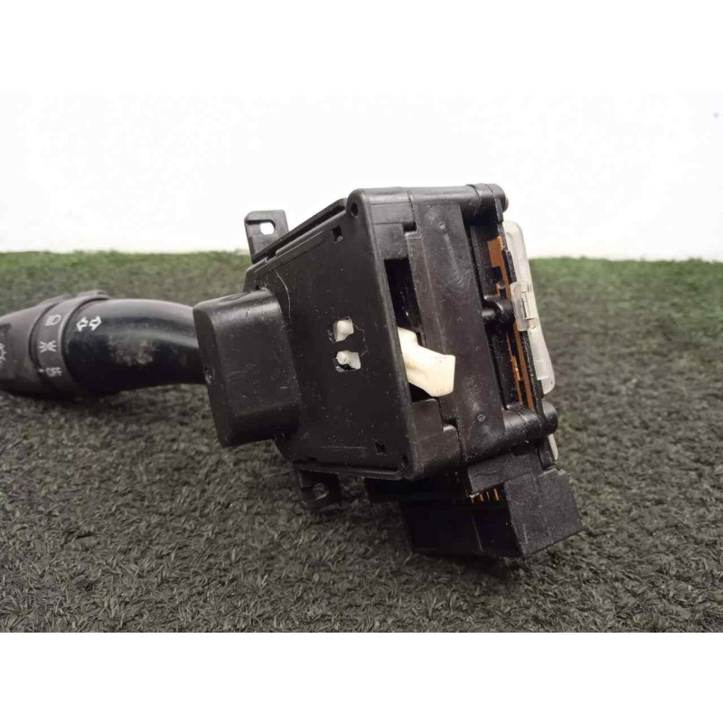 Recambio de mando luces para hyundai accent (lc) 1.3 cat referencia OEM IAM NOTIENE 16.PINES 