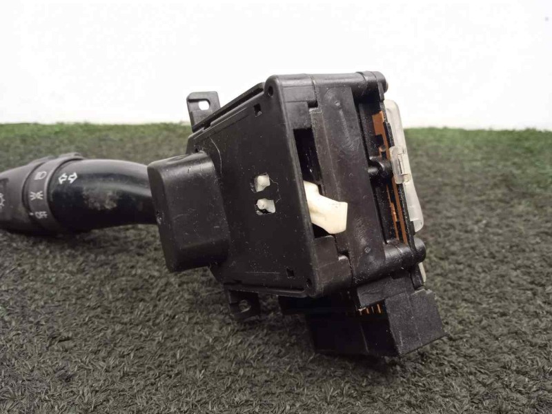 Recambio de mando luces para hyundai accent (lc) 1.3 cat referencia OEM IAM NOTIENE 16.PINES 
