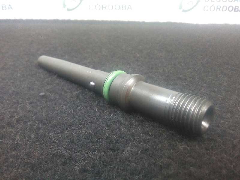 Recambio de inyector para volvo fl xxx referencia OEM IAM F1457-FPT TUBERIA 