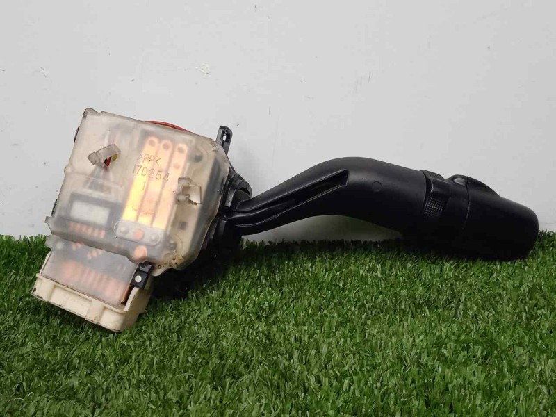 Recambio de mando luces para mazda 6 berlina (gg) 2.0 diesel cat referencia OEM IAM 17A0895 2.NIEBLAS 