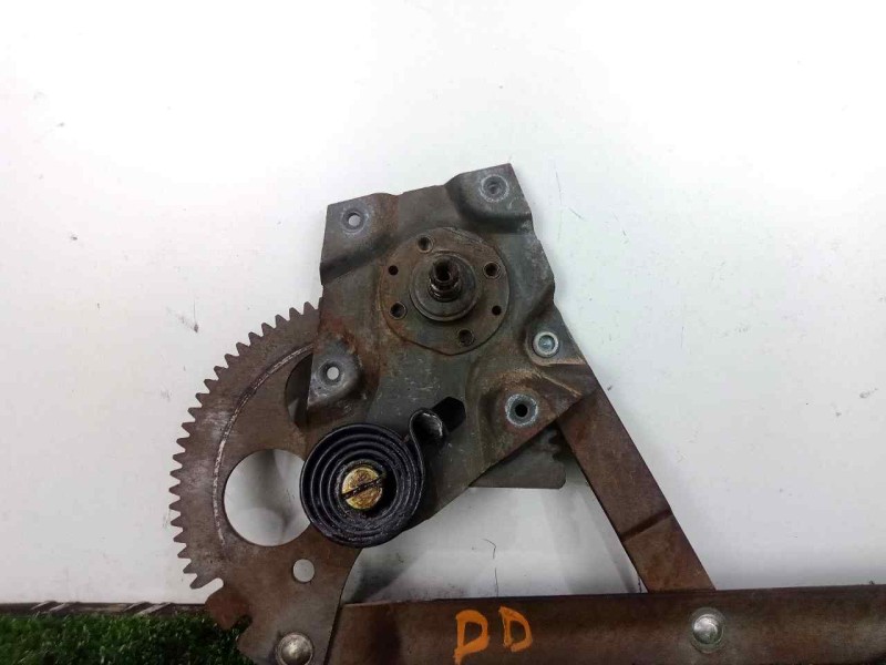 Recambio de elevalunas delantero derecho para bmw serie 3 (e21) 1.6 referencia OEM IAM 51321822902 MANUAL 