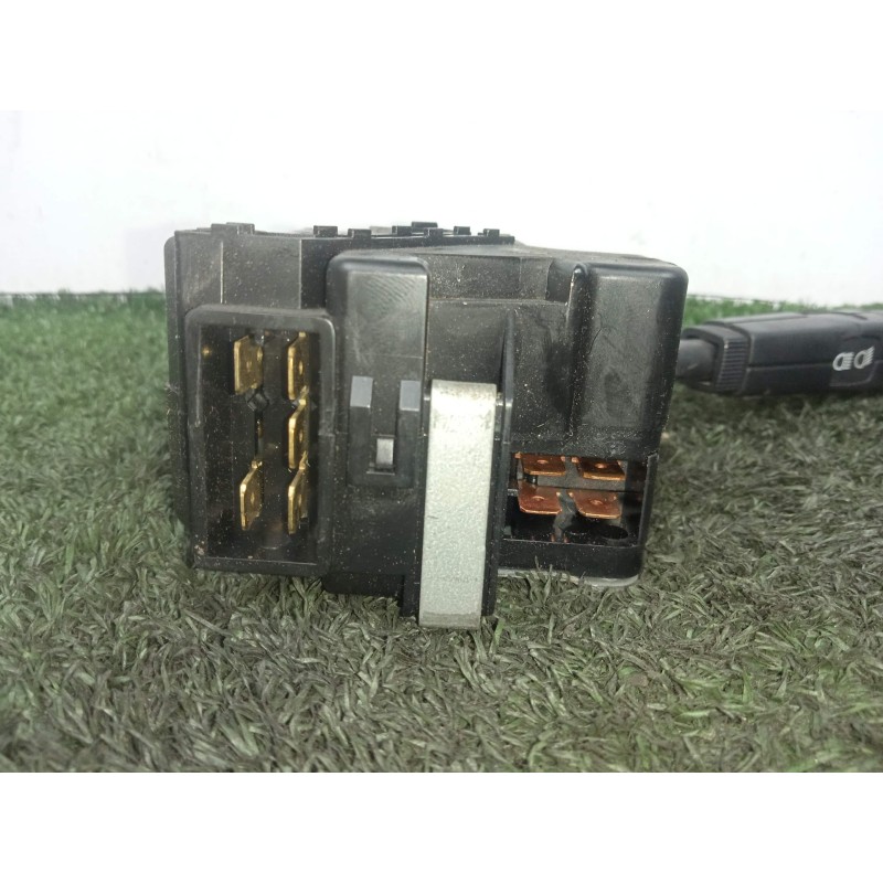 Recambio de mando luces para microcar lyra 50 c.c. referencia OEM IAM 7700711168  