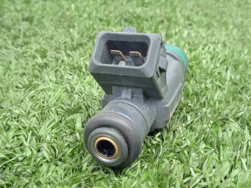 Recambio de inyector para citroën saxo 1.4 referencia OEM IAM 0280156357 BOSCH 