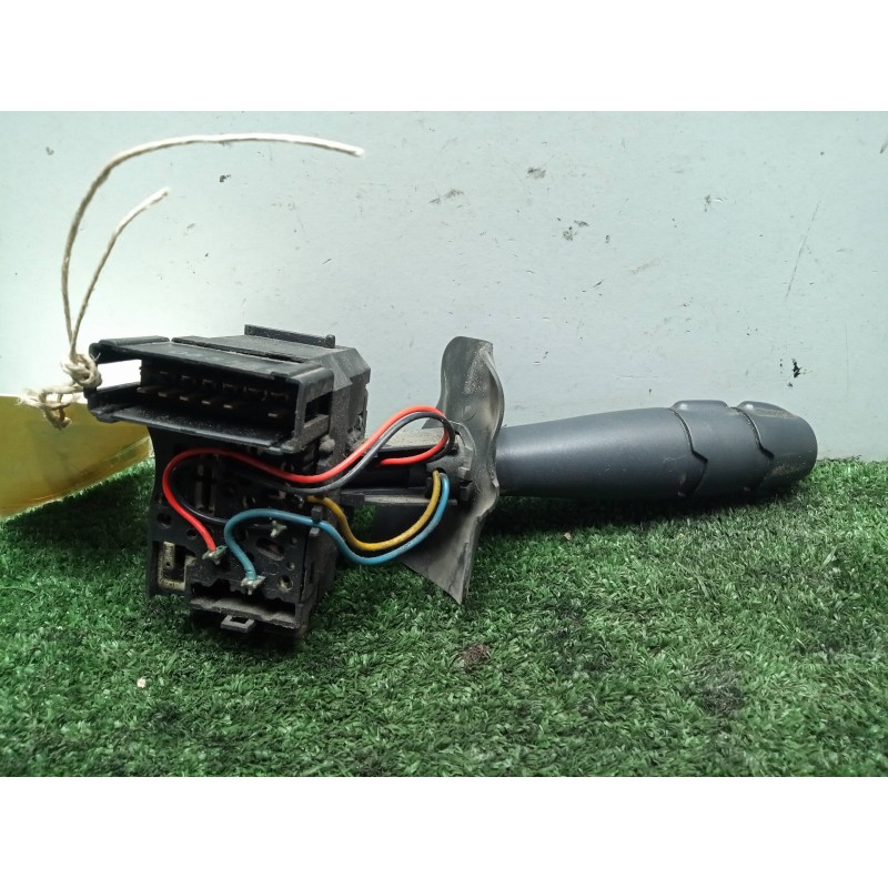 Recambio de mando luces para dacia sandero 1.5 dci diesel cat referencia OEM IAM 6166018  