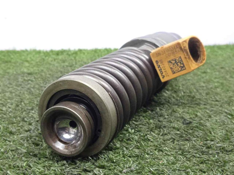 Recambio de inyector para vehiculos fuera decreto ley caravana / remolque caravana referencia OEM IAM 20440388  