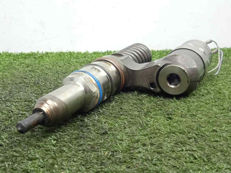 Recambio de inyector para vehiculos fuera decreto ley caravana / remolque caravana referencia OEM IAM 0414700003-500380884 BOSCH