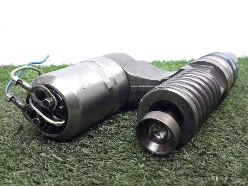 Recambio de inyector para vehiculos fuera decreto ley caravana / remolque caravana referencia OEM IAM 0414700003-500380884 BOSCH