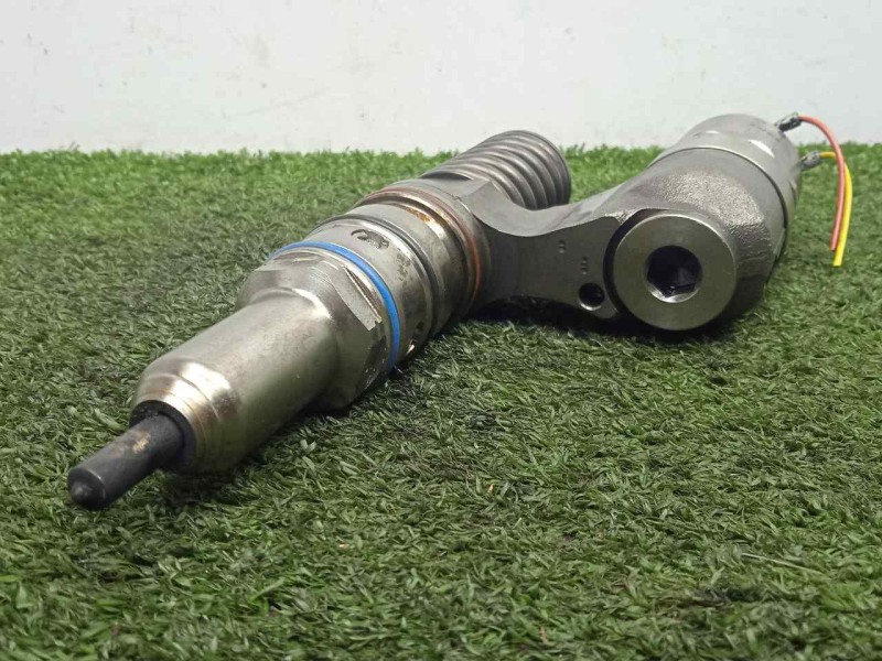 Recambio de inyector para vehiculos fuera decreto ley caravana / remolque caravana referencia OEM IAM 0414700003-500380884 BOSCH