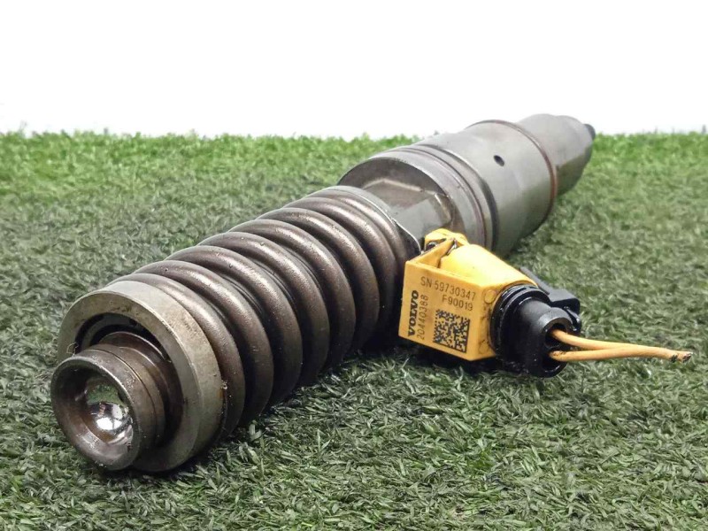 Recambio de inyector para vehiculos fuera decreto ley caravana / remolque caravana referencia OEM IAM 20440388-59730347  