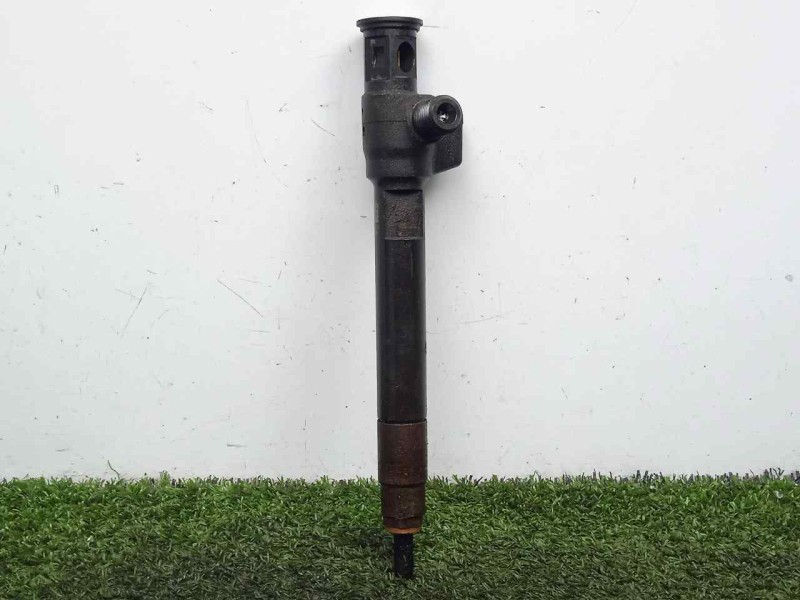 Recambio de inyector para peugeot boxer furgón 2.0 blue-hdi fap cat referencia OEM IAM 228630716  