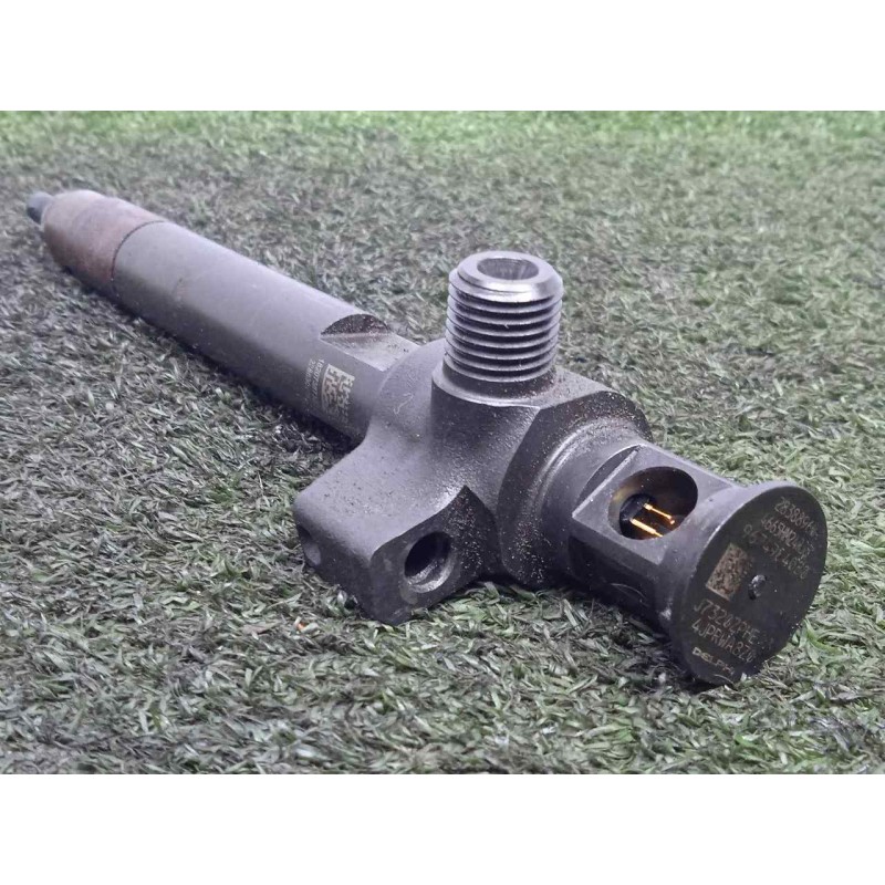 Recambio de inyector para peugeot boxer furgón 2.0 blue-hdi fap cat referencia OEM IAM 228630716  