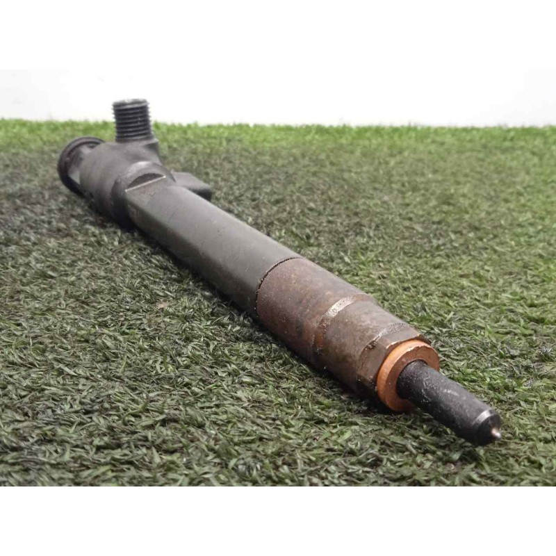 Recambio de inyector para peugeot boxer furgón 2.0 blue-hdi fap cat referencia OEM IAM 228630716  