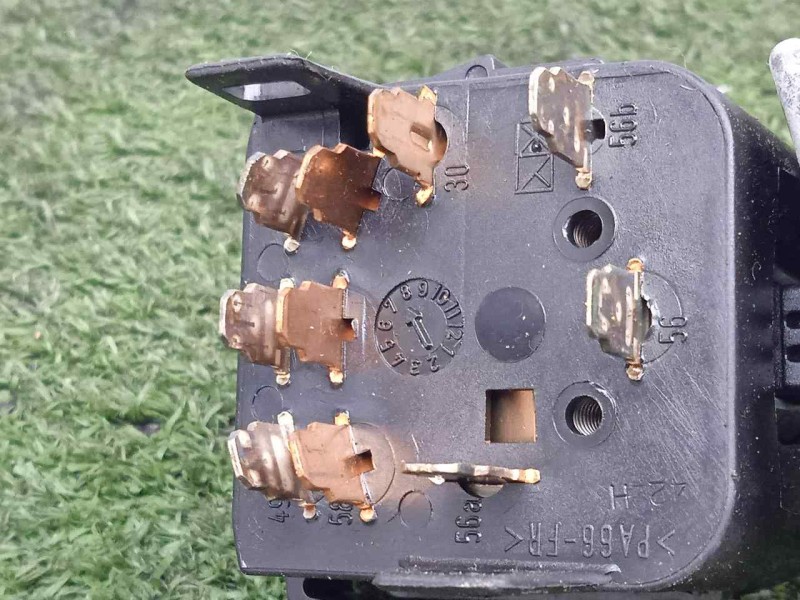 Recambio de mando luces para opel vectra a 2.0 referencia OEM IAM 12239911  