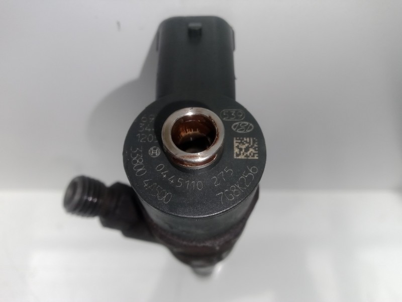 Recambio de inyector para kia sorento 2.5 crdi referencia OEM IAM 0445110275 2.PINES 