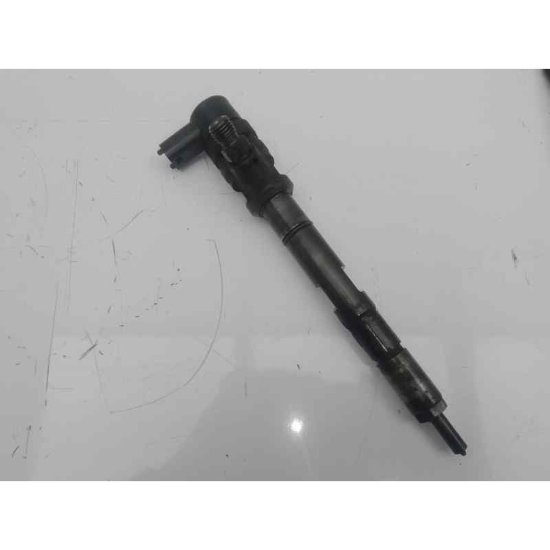 Recambio de inyector para kia sorento 2.5 crdi referencia OEM IAM 0445110275 2.PINES 