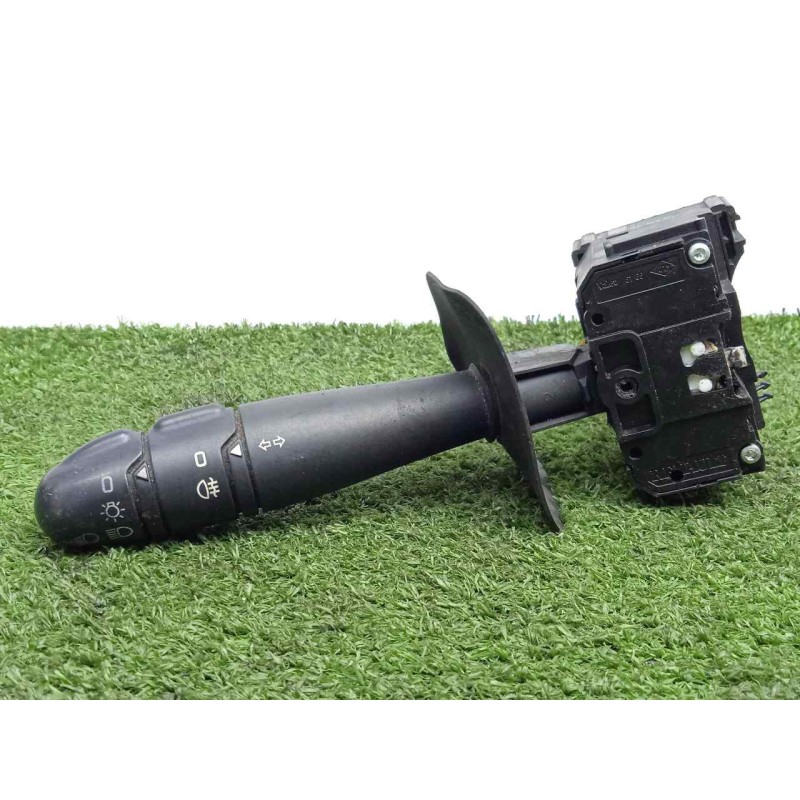 Recambio de mando luces para renault clio ii fase ii (b/cb0) 1.5 dci diesel referencia OEM IAM SINREFERENCIA  