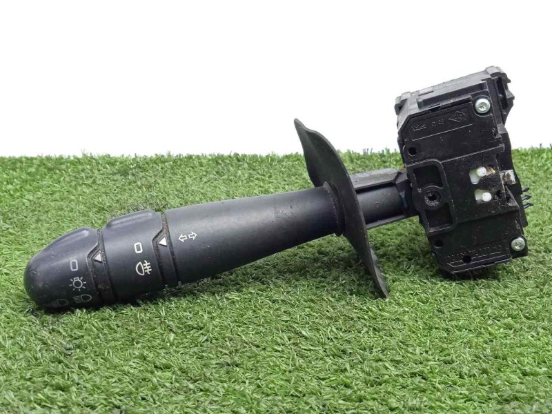 Recambio de mando luces para renault clio ii fase ii (b/cb0) 1.5 dci diesel referencia OEM IAM SINREFERENCIA  