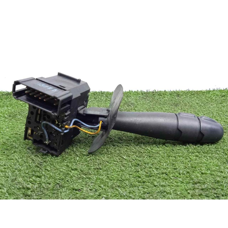 Recambio de mando luces para renault clio ii fase ii (b/cb0) 1.5 dci diesel referencia OEM IAM SINREFERENCIA  