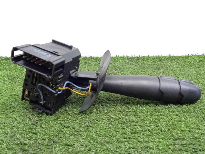 Recambio de mando luces para renault clio ii fase ii (b/cb0) 1.5 dci diesel referencia OEM IAM SINREFERENCIA  