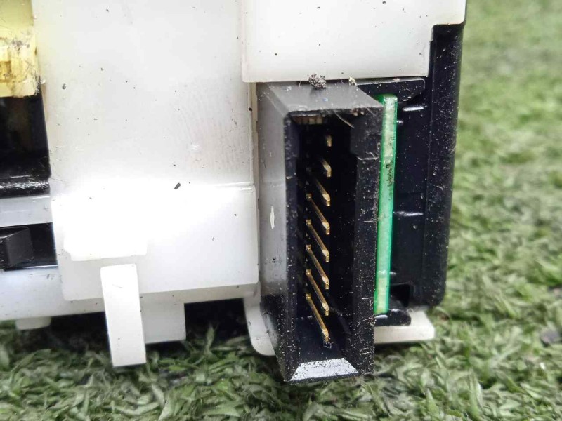 Recambio de mando luces para nissan x-trail (t31) 2.0 dci turbodiesel cat referencia OEM IAM 25540EM06E  