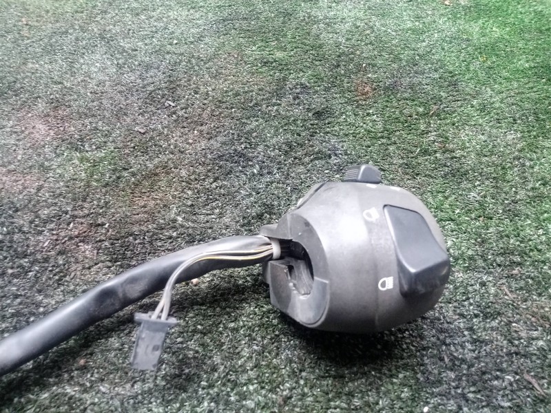 Recambio de mando luces para suzuki gs/gn/tu 125/250 (1988-1999) referencia OEM IAM   