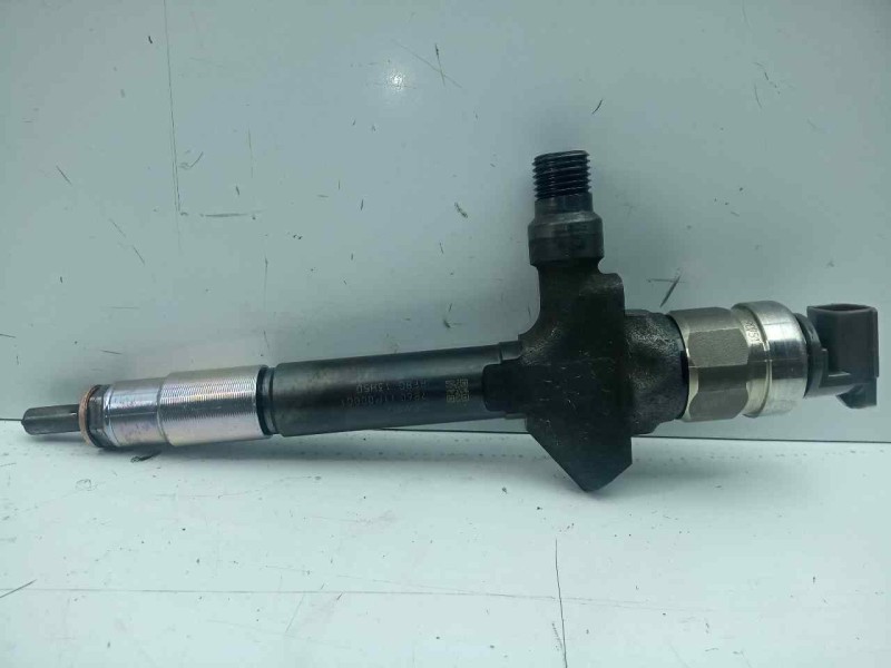 Recambio de inyector para mazda 5 berl. (cr) 2.0 turbodiesel cat referencia OEM IAM RF8G13H50  