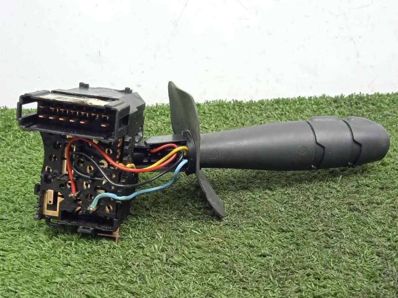 Recambio de mando luces para dacia sandero 1.5 dci diesel cat referencia OEM IAM 9010576380  