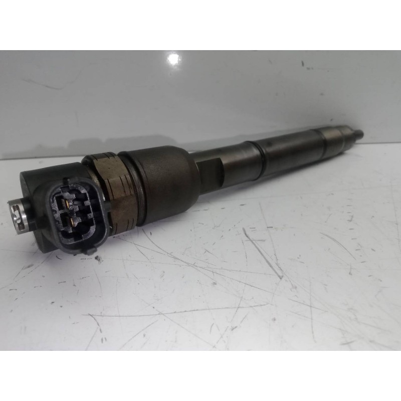 Recambio de inyector para kia cerato 1.6 crdi referencia OEM IAM 0445110256-338002A400  