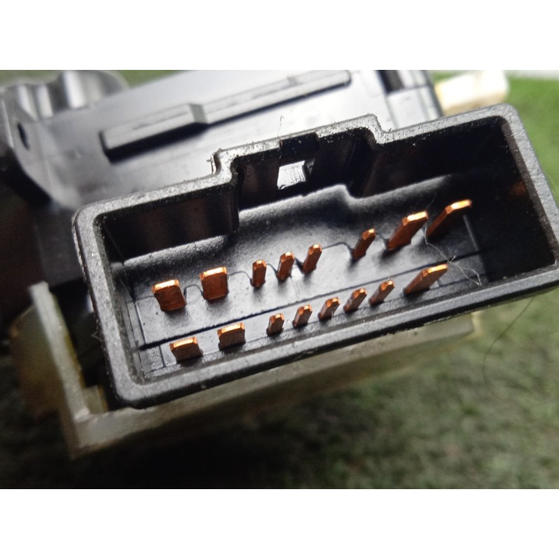 Recambio de mando luces para ssangyong rodius 2.7 turbodiesel cat referencia OEM IAM LD4813AA  