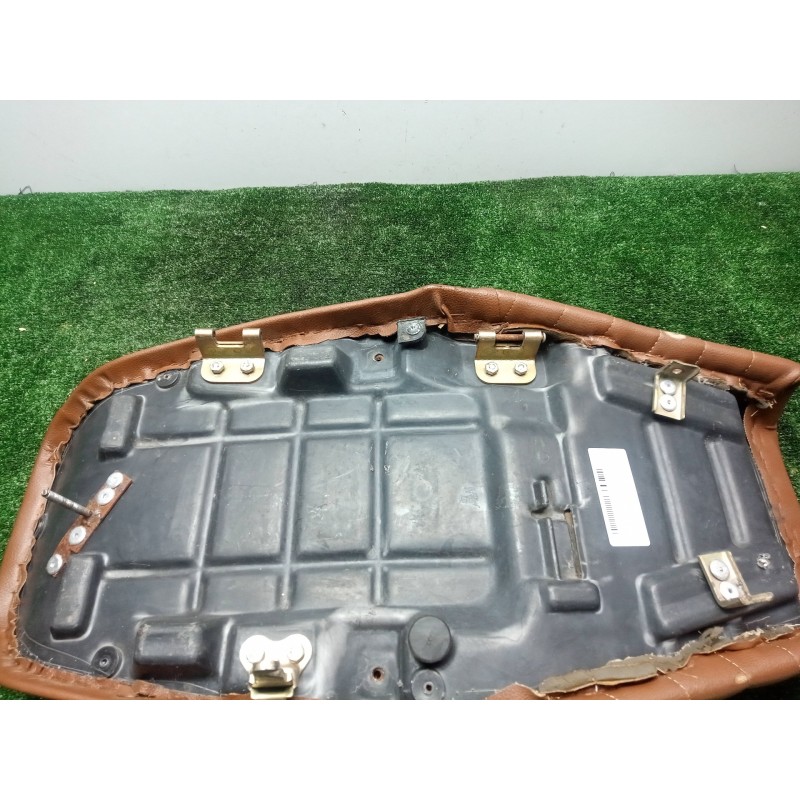 Recambio de asiento para yamaha 250 special referencia OEM IAM   CON TARA