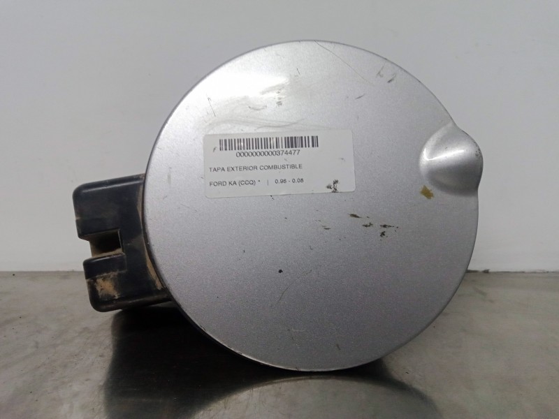 Recambio de tapa exterior combustible para ford ka (ccq) referencia OEM IAM 97KGB405A02AGW  GRIS